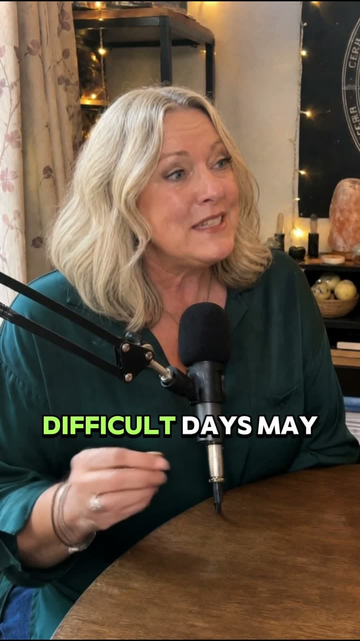 Zodiac Sign Horoscope Launcher: podcast-style ad for mobile app